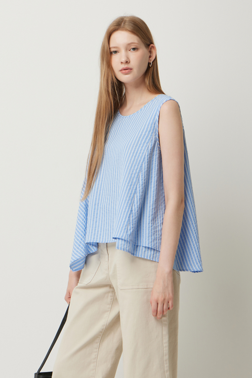 https://img.benettonmall.com/PARTS/KS/25F/SAWS09541BL_MB_D1.jpg