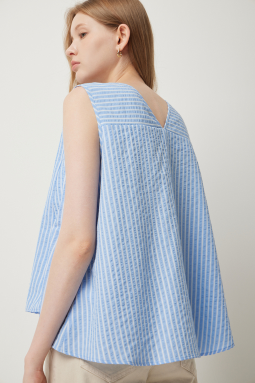 https://img.benettonmall.com/PARTS/KS/25F/SAWS09541BL_MB_D4.jpg