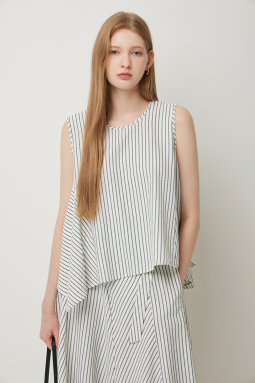 https://img.benettonmall.com/PARTS/KS/25F/SAWS09541WH_MB_D3.jpg
