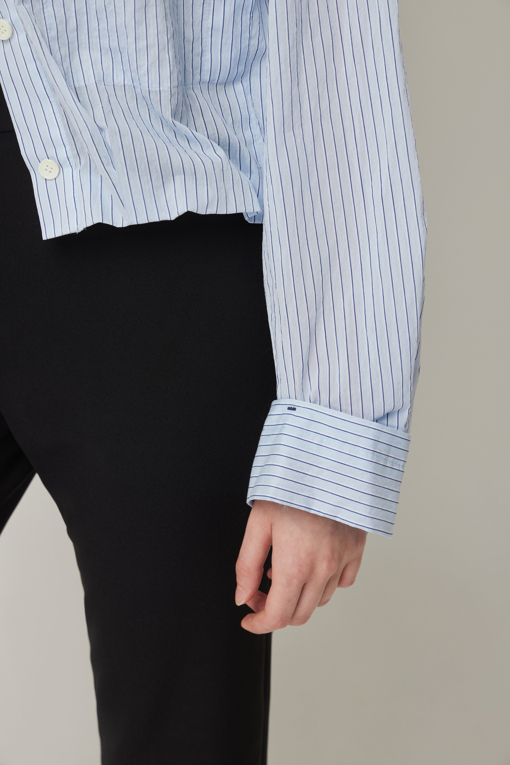 https://img.benettonmall.com/PARTS/KS/25F/SAWS12541BL_MB_D4.jpg