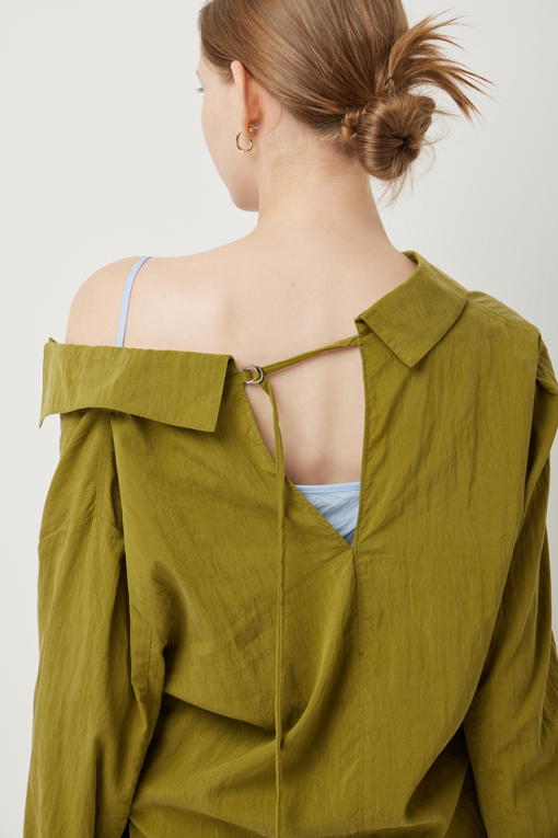 https://img.benettonmall.com/PARTS/KS/25F/SAWS16541GN_MB_D4.jpg