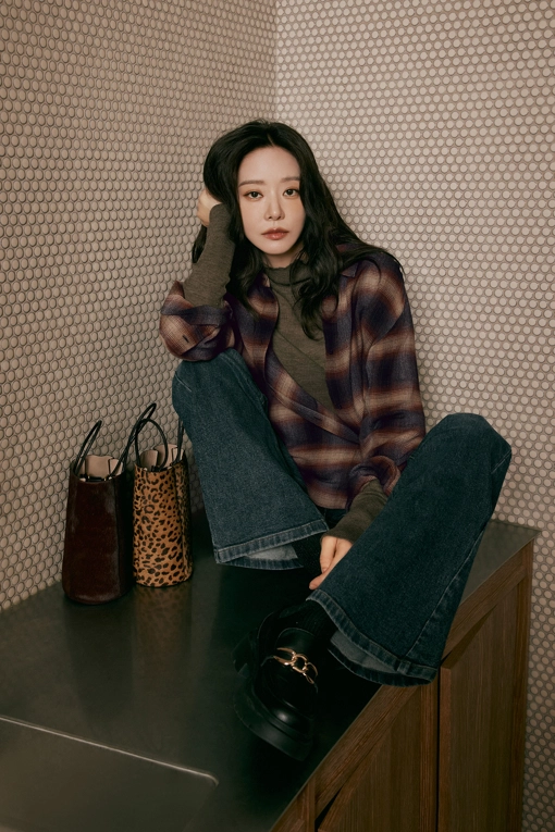 https://img.benettonmall.com/PARTS/KS/25F/SAWS31561DR_MB.jpg