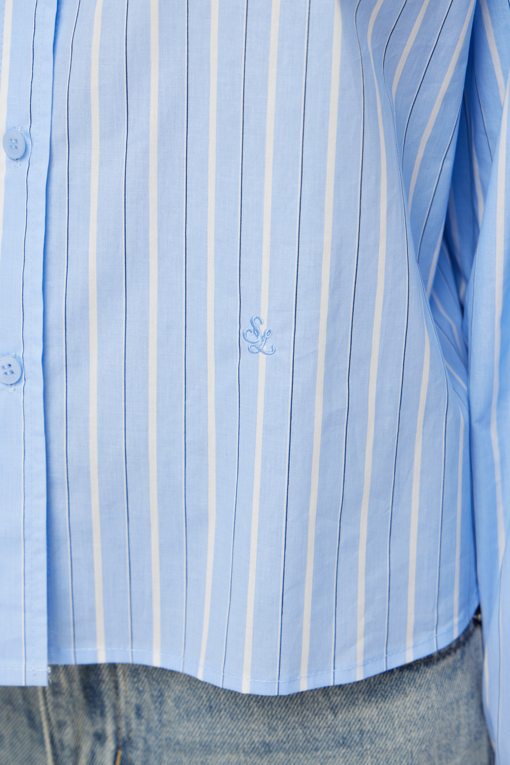 https://img.benettonmall.com/PARTS/KS/25F/SAWS71541BL_MB_D4.jpg