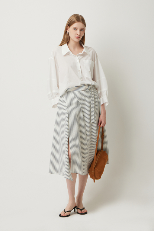https://img.benettonmall.com/PARTS/KS/25F/SAWSE3541WH_MB_D5.jpg