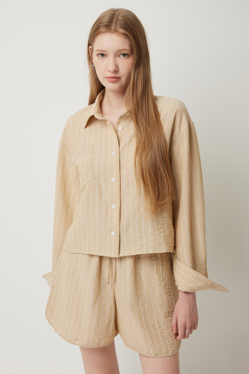 https://img.benettonmall.com/PARTS/KS/25F/SAWSE4541BG_MB_D3.jpg