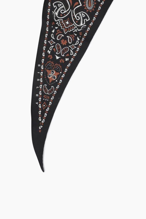 https://img.benettonmall.com/PARTS/KS/25F/SCMF01541BK_MB_D4.jpg