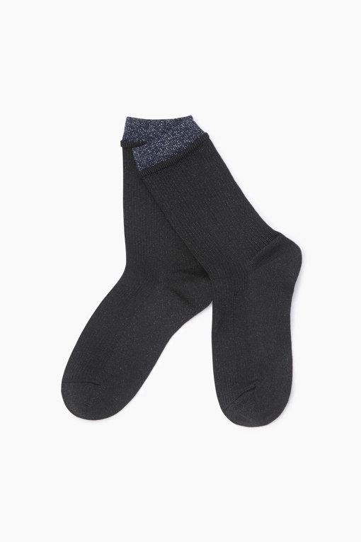 https://img.benettonmall.com/PARTS/KS/25F/SCSO01541BK_MB.jpg