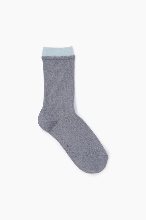 https://img.benettonmall.com/PARTS/KS/25F/SCSO01541GR_MB_D1.jpg