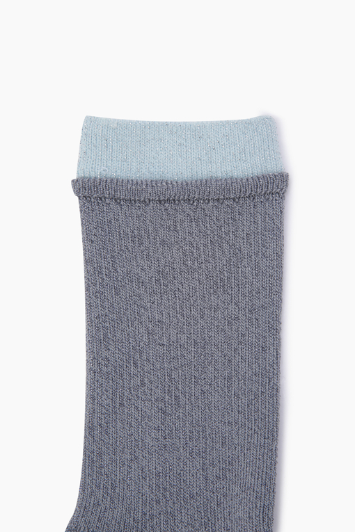 https://img.benettonmall.com/PARTS/KS/25F/SCSO01541GR_MB_D2.jpg