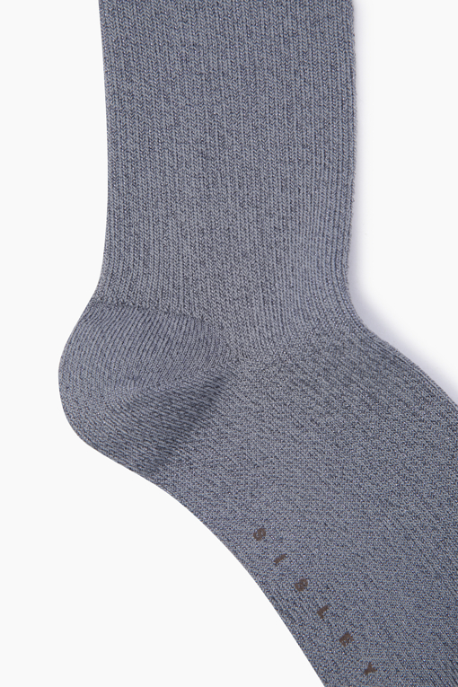 https://img.benettonmall.com/PARTS/KS/25F/SCSO01541GR_MB_D3.jpg