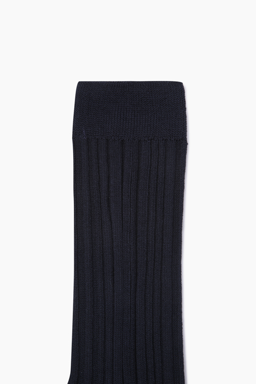 https://img.benettonmall.com/PARTS/KS/25F/SCSO02541NY_MB_D2.jpg