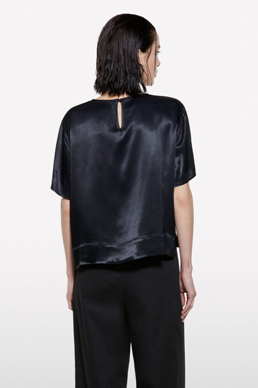 https://img.benettonmall.com/PARTS/KS/25S/52BZLQ093BK_MB_D2.jpg