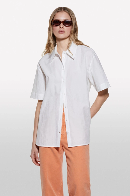 https://img.benettonmall.com/PARTS/KS/25S/52EHLQ094WH_MB.jpg