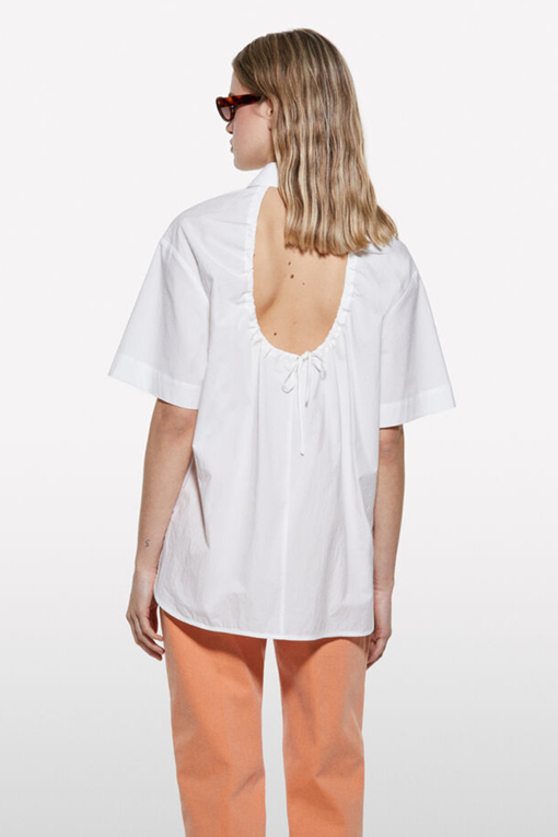 https://img.benettonmall.com/PARTS/KS/25S/52EHLQ094WH_MB_D2.jpg