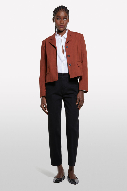 https://img.benettonmall.com/PARTS/KS/25S/5BMLLQ06SWH_MB_D4.jpg