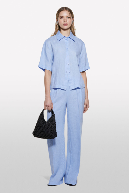 https://img.benettonmall.com/PARTS/KS/25S/5BMLLQ08UBL_MB_D4.jpg