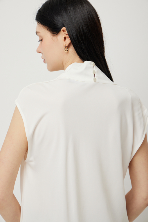 https://img.benettonmall.com/PARTS/KS/25S/5FNTLQ08PIV_MB_D4.jpg