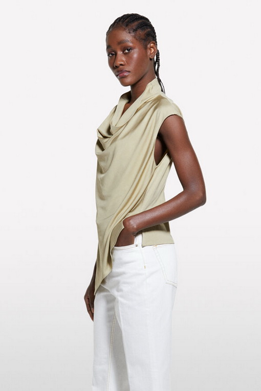 https://img.benettonmall.com/PARTS/KS/25S/5FNTLQ08PLK_MB_D1.jpg