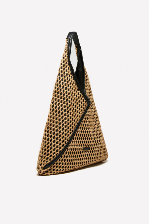 https://img.benettonmall.com/PARTS/KS/25S/64RVWY05CBE_MB_D1.jpg