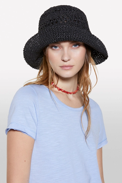 https://img.benettonmall.com/PARTS/KS/25S/6QDEWA014BK_MB.jpg