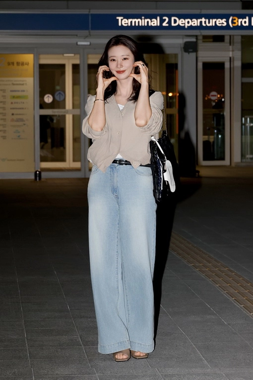 https://img.benettonmall.com/PARTS/KS/25S/SADP06511LB_MB.jpg