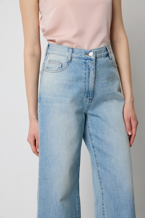 https://img.benettonmall.com/PARTS/KS/25S/SADP06511LB_MB_D4.jpg