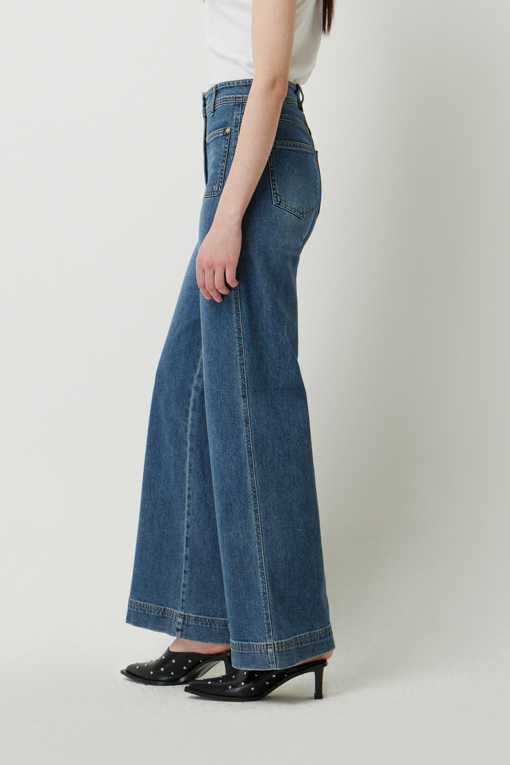 https://img.benettonmall.com/PARTS/KS/25S/SADP37531BL_MB_D1.jpg