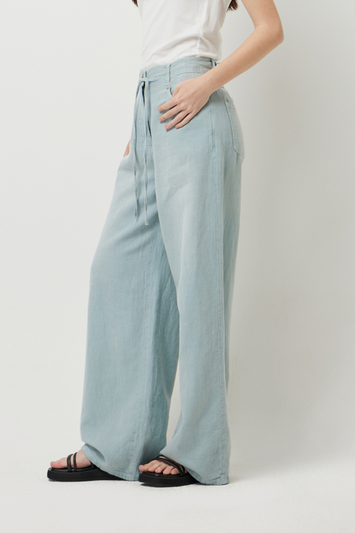 https://img.benettonmall.com/PARTS/KS/25S/SADP40531LB_MB_D1.jpg