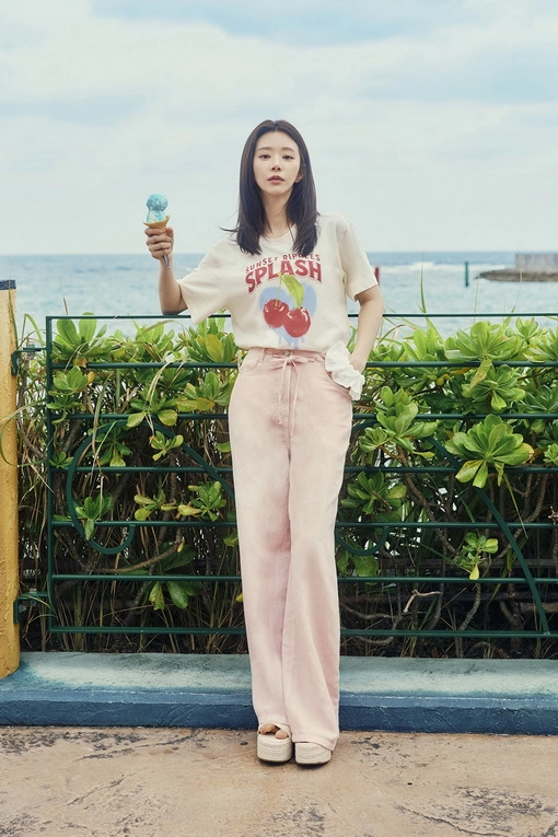 https://img.benettonmall.com/PARTS/KS/25S/SADP40531PK_MB.jpg