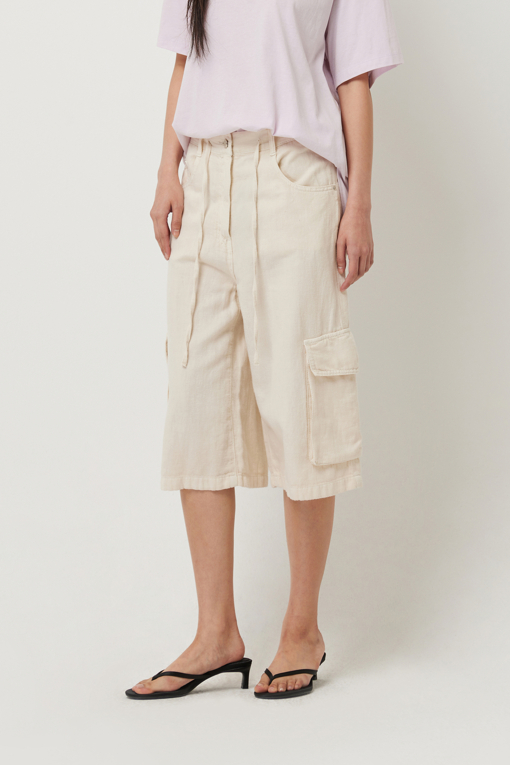 https://img.benettonmall.com/PARTS/KS/25S/SADP41531IV_MB_D1.jpg