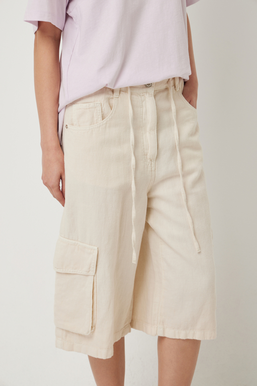 https://img.benettonmall.com/PARTS/KS/25S/SADP41531IV_MB_D3.jpg