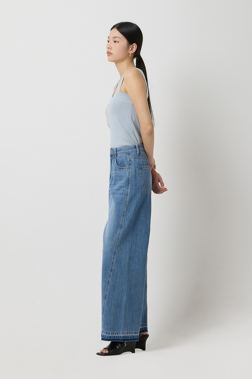 https://img.benettonmall.com/PARTS/KS/25S/SADP80531BL_MB_D1.jpg