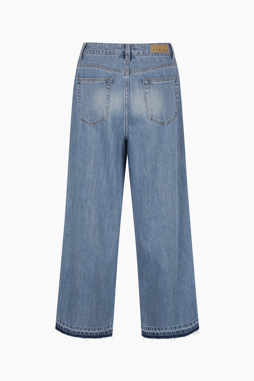 https://img.benettonmall.com/PARTS/KS/25S/SADP80531BL_MB_D11.jpg