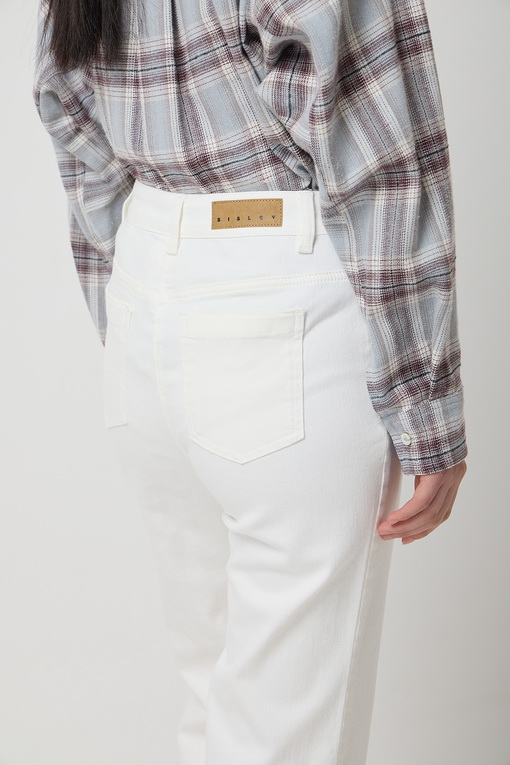 https://img.benettonmall.com/PARTS/KS/25S/SADP81531WH_MB_D4.jpg