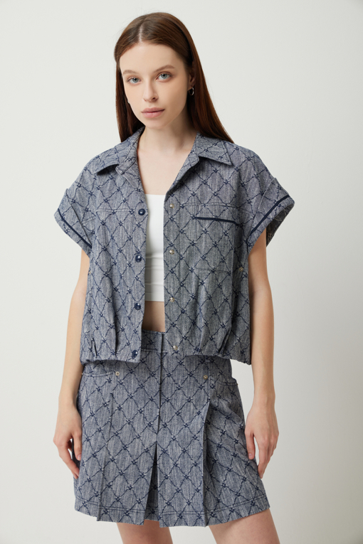 https://img.benettonmall.com/PARTS/KS/25S/SAJK38531NY_MB_D3.jpg