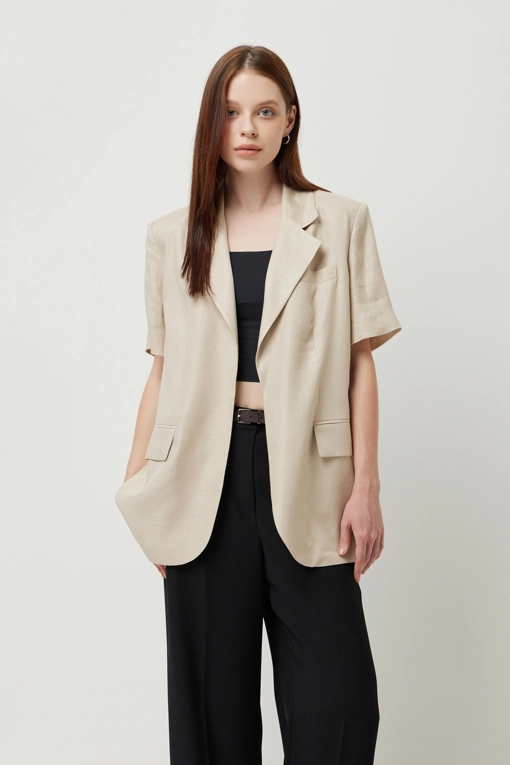 https://img.benettonmall.com/PARTS/KS/25S/SAJK80531BG_MB.jpg