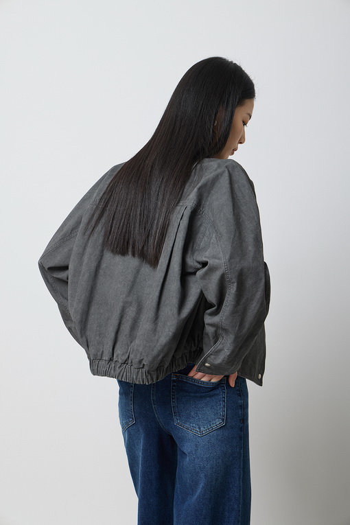 https://img.benettonmall.com/PARTS/KS/25S/SAJP03511DG_MB_D4.jpg