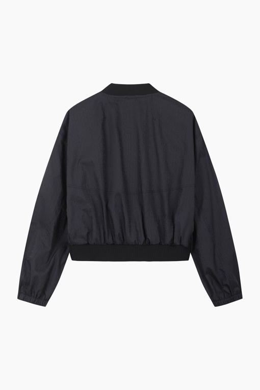 https://img.benettonmall.com/PARTS/KS/25S/SAJP34531BK_MB_D11.jpg