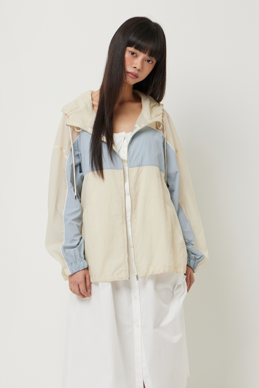 https://img.benettonmall.com/PARTS/KS/25S/SAJP90531BE_MB_D0.jpg