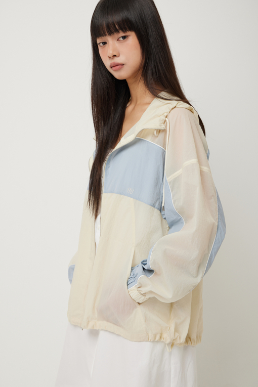 https://img.benettonmall.com/PARTS/KS/25S/SAJP90531BE_MB_D4.jpg