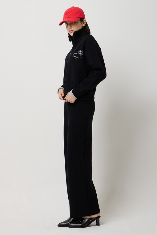 https://img.benettonmall.com/PARTS/KS/25S/SAKC03511BK_MB_D1.jpg