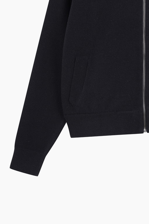https://img.benettonmall.com/PARTS/KS/25S/SAKC03511BK_MB_D13.jpg