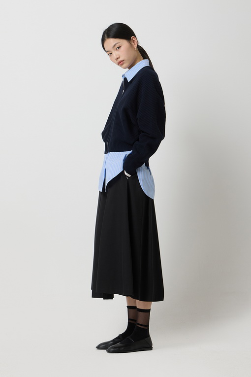https://img.benettonmall.com/PARTS/KS/25S/SAKC06511NY_MB_D1.jpg