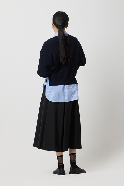 https://img.benettonmall.com/PARTS/KS/25S/SAKC06511NY_MB_D2.jpg