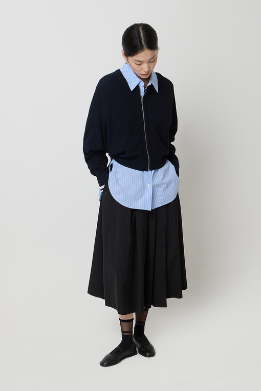 https://img.benettonmall.com/PARTS/KS/25S/SAKC06511NY_MB_D5.jpg
