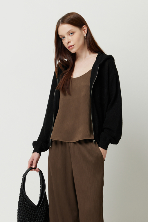 https://img.benettonmall.com/PARTS/KS/25S/SAKC39531BK_MB_D1.jpg