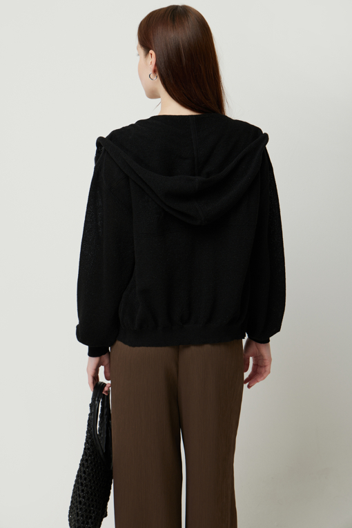 https://img.benettonmall.com/PARTS/KS/25S/SAKC39531BK_MB_D4.jpg