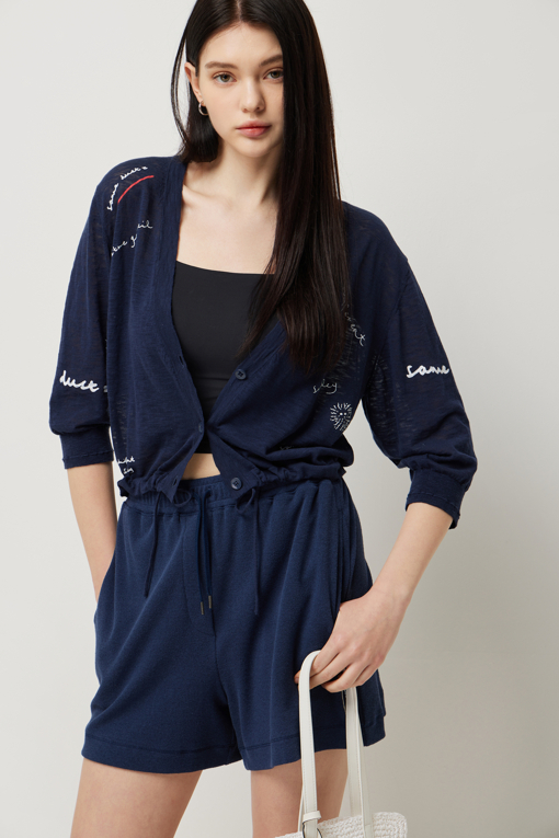https://img.benettonmall.com/PARTS/KS/25S/SAKC60531DN_MB_D3.jpg