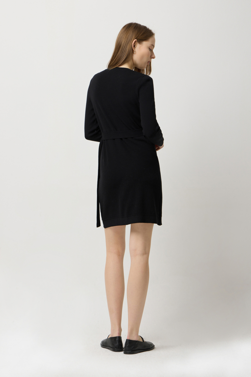 https://img.benettonmall.com/PARTS/KS/25S/SAKO03511BK_MB_D2.jpg