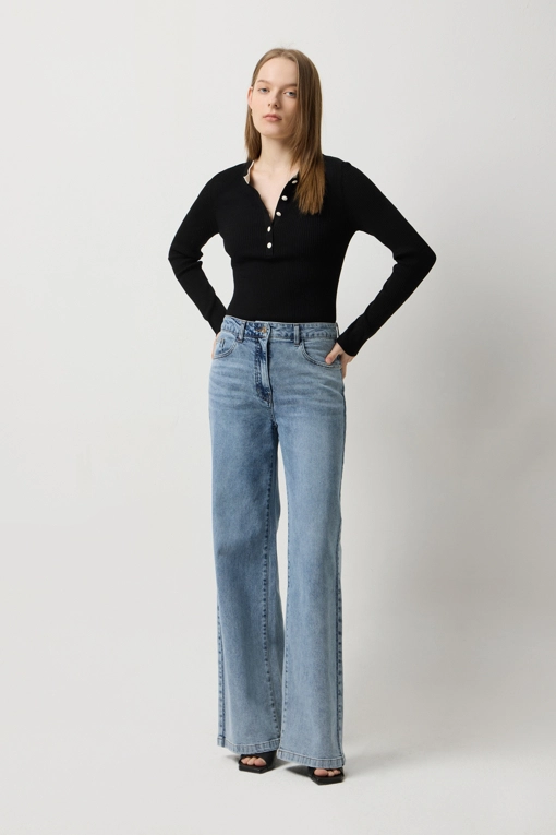 https://img.benettonmall.com/PARTS/KS/25S/SAKP37531BK_MB.jpg